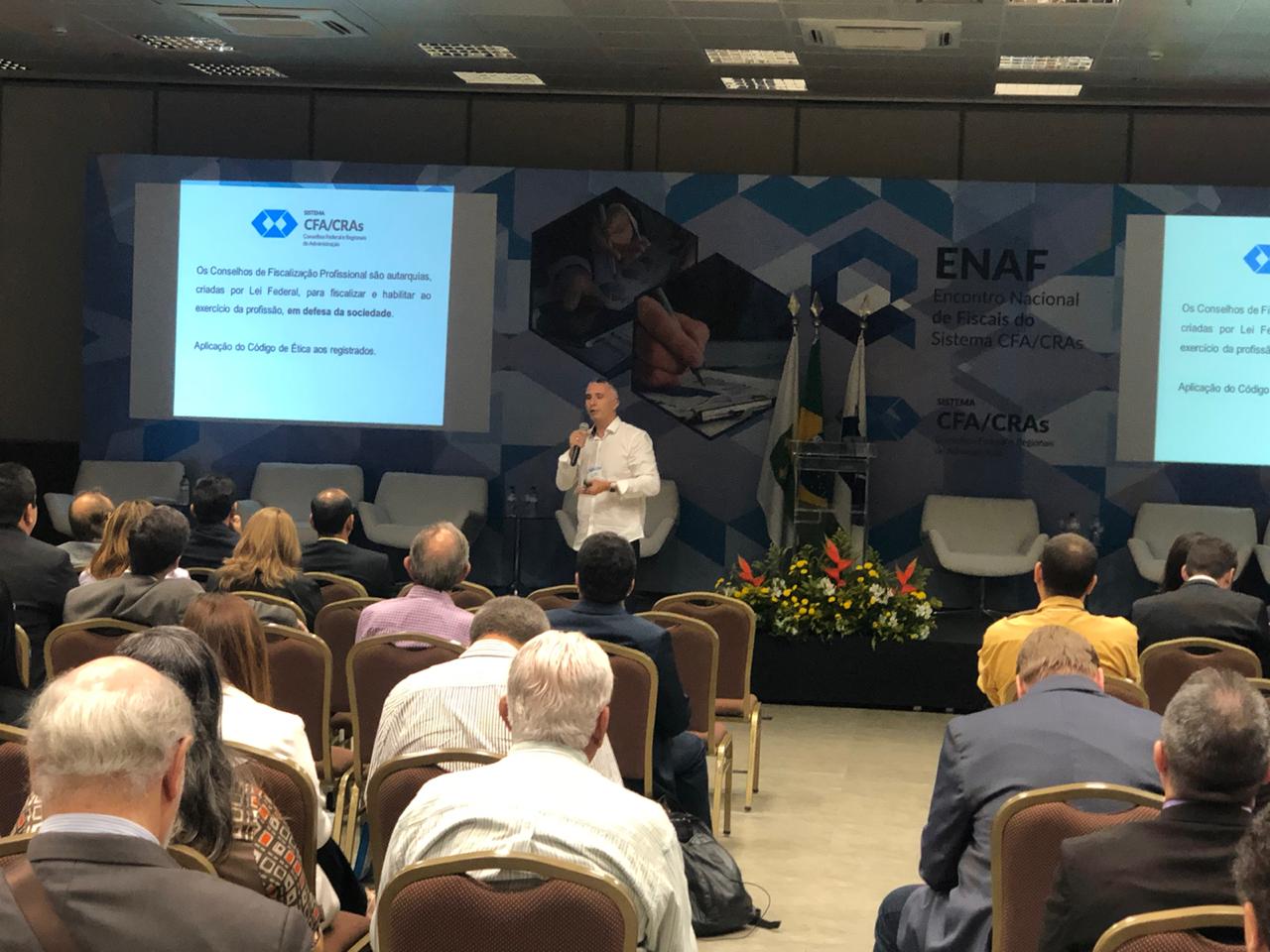 Fiscal do CRA-CE faz apresentação de ações em Brasília